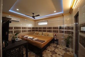 Sábanas de algodón egipcio, ropa de cama de alta calidad y wifi gratis