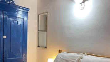 3 chambres, lit parapluie