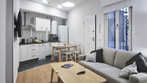 Living area - Apartamento Bajo Interior 2 Dorm, 3 Camas (Madrid)
