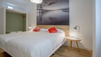 1 habitación, wifi y ropa de cama