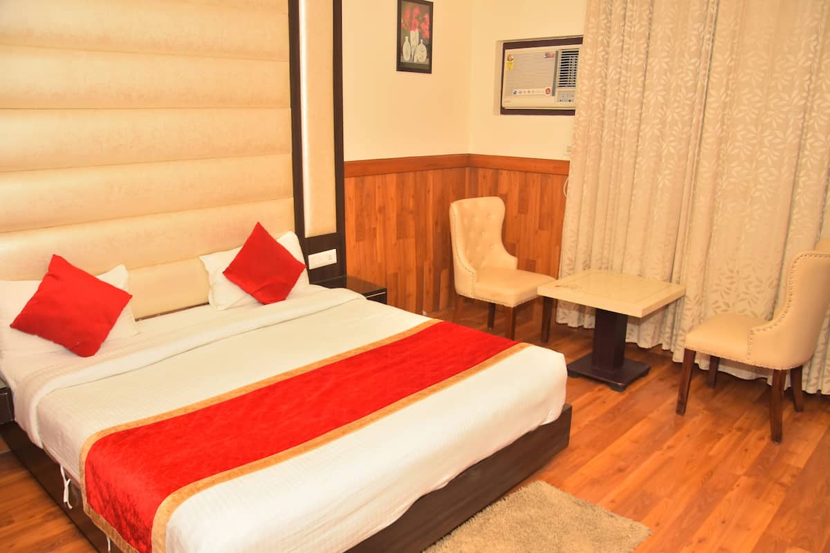Phòng (Winter Green) | Bộ đồ giường cao cấp, minibar, két bảo mật tại phòng, bàn