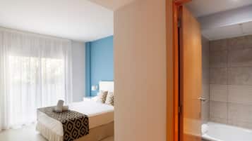 2 habitaciones, decoración personalizada, escritorio y cunas