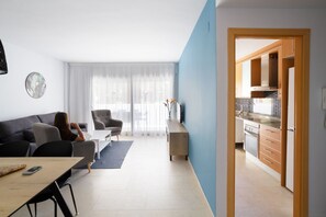 40-tommers smart-tv med satellitkanaler, tv