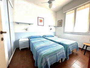 3 habitaciones, caja de seguridad en la habitación y ropa de cama 