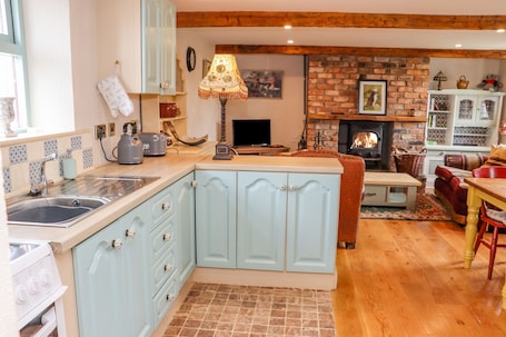 ์ฝํฐ์ง | ๋ด๋ถ