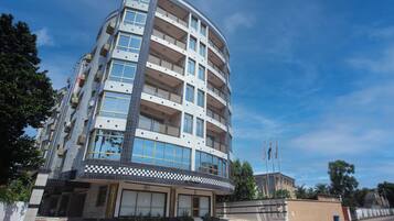 Fachada de la propiedad