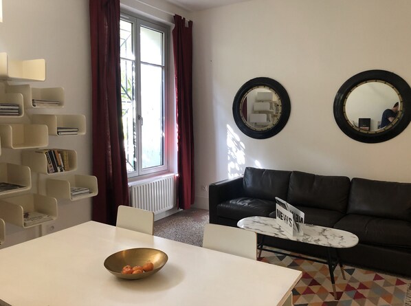 Interior - Art Deco apartment 200m from Montpellier historic center (Montpellier)