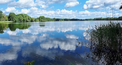 "Schwalbennest" modern, air-conditioned vacation apartment, close to Plau am See.