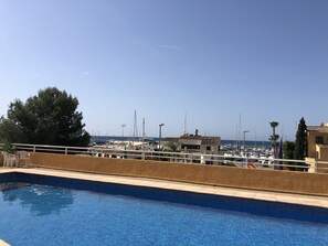 Outdoor pool - Uniquely situated Holiday Apartment in Altea, Spain. 2 Bedrooms, 1 Bathroom (Altea)