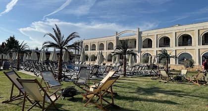 The Rest Port Village Hotel