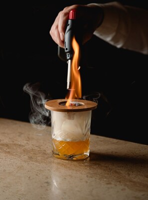 Alimentação e bebidas