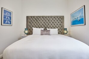 2 soverom, strykejern/-brett, wi-fi og sengetøy