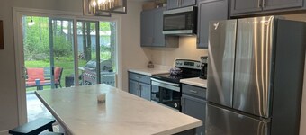 Cute home across the street from full rec-Chain O Lakes Waupaca