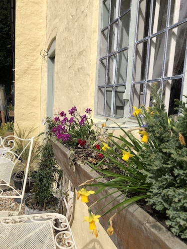 Impeccable 3-bed 17th Century Luxury Cottage