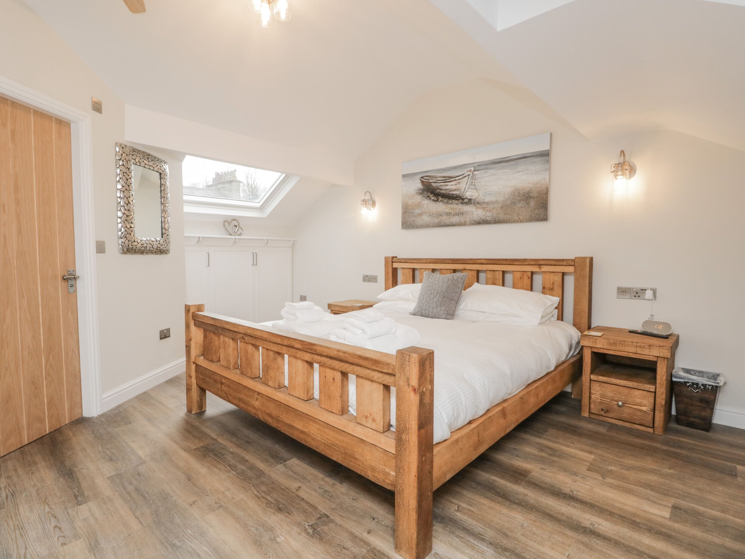 Cottage | 3 bedrooms, individually decorated, individually furnished, free WiFi