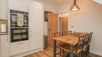 Cottage | Private kitchen