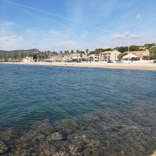T2 apartment 200 m from the sea.