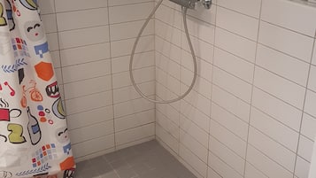 Bruser, håndklæder, Sæbe, Toiletpapir