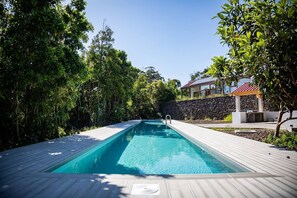 Outdoor pool - Crystal Bubble (Angra do Heroísmo)