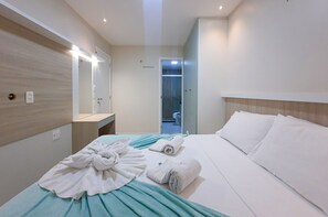 Superior-Apartment, 2 Schlafzimmer | 2 Schlafzimmer, Verdunkelungsvorhänge, Bügeleisen/Bügelbrett