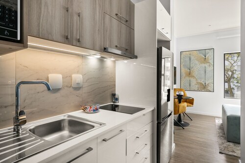 Luxury | Brand New | 2 Bed | Rosebank