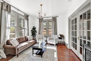 Smart TV, books, music library, stereo