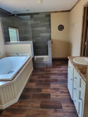 Bathtub