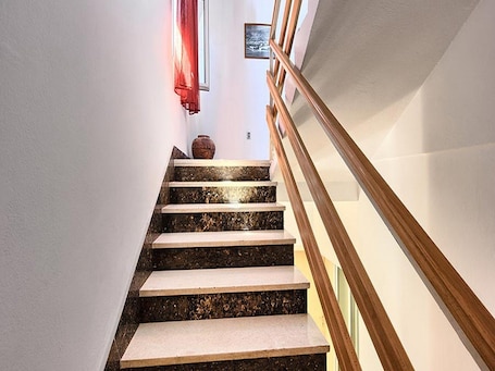 Apartamento (Three Bedroom Apartment with Balcony) | Interior