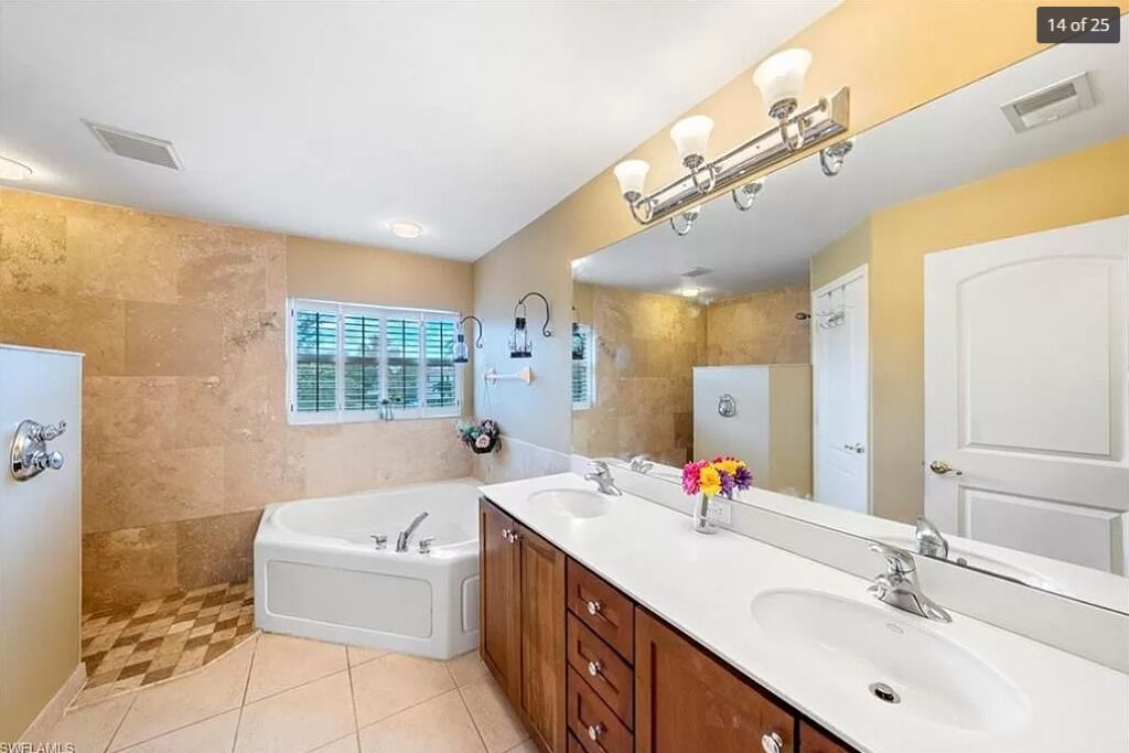 Feel like home.. single home in upscale gated community with  great amenities.