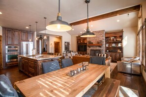 Interior - Lakeside Family Stay with Firepit, Hot Tub & Bunks (Bend)