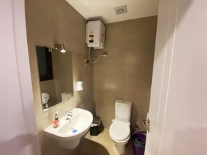 Duschwanne, Whirlpool, Bidet