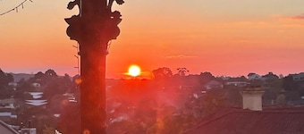 The Mayfair, 4 -bed rooms accommodation Daylesford