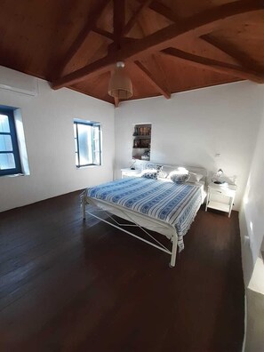 传统小屋 | 迷你吧、特色装修、免费 WiFi、床单