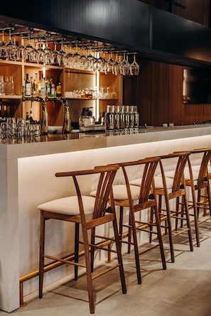 Bar (in der Unterkunft)