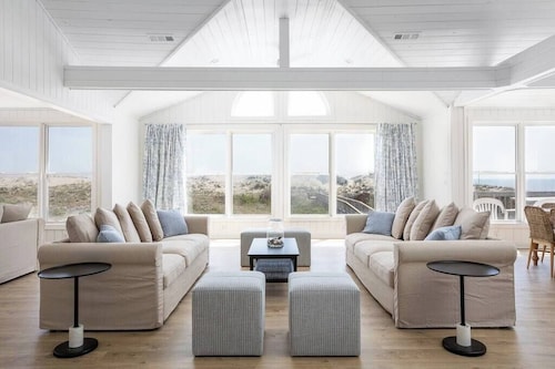 Oceanfront with Private Beach Access & Wild Horses