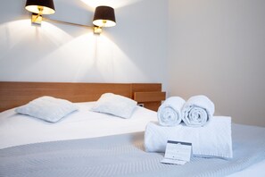 1 bedroom, iron/ironing board, free WiFi, bed sheets - ART HOME - T2 au coeur de Lyon (Lyon)