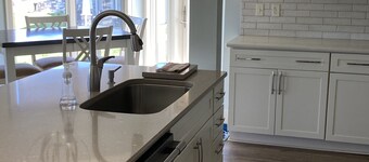 Beautiful Condo on Jimmerson Lake