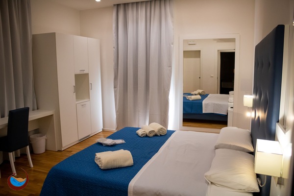 Double or Twin Room | Minibar, desk, laptop workspace, WiFi (free)