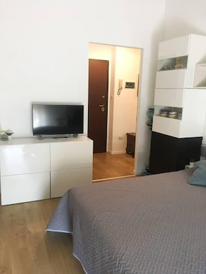 Apartment, Multiple Beds | Living area - Cute 1 Bedroom Apartment in La Spezia (La Spezia)