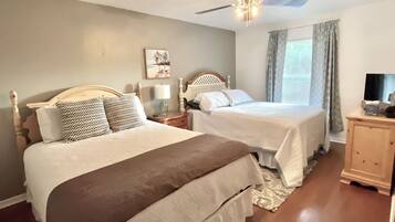 3 habitaciones, cuna de viaje, wifi gratis y ropa de cama