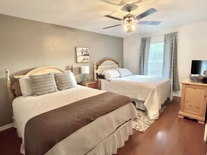 3 habitaciones, cuna de viaje, wifi gratis y ropa de cama 