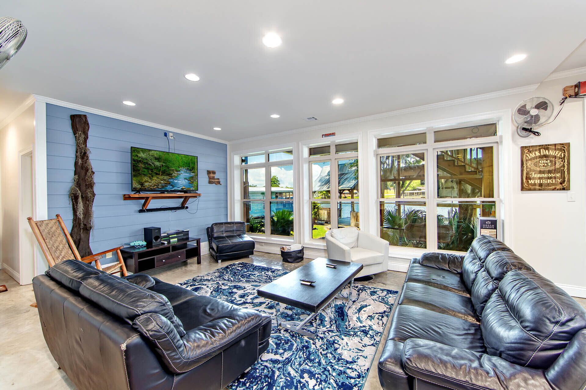 Smart TV, fireplace, foosball, books