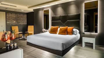 Luxury Quadruple Room | Frette Italian sheets, premium bedding, down comforters, minibar