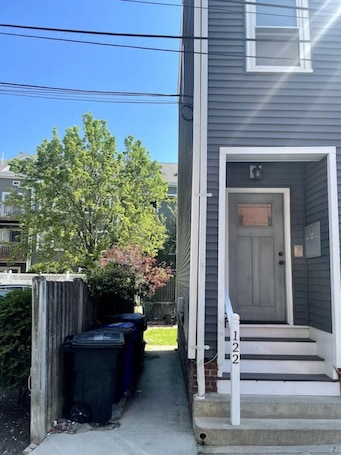 Lovely Two Bedroom Condo in South Boston