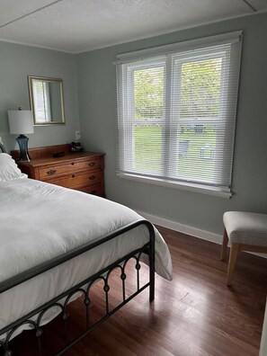 1 bedroom, travel crib, free WiFi, bed sheets