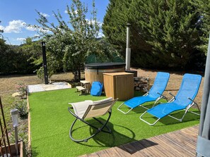 Bain à remous extérieur