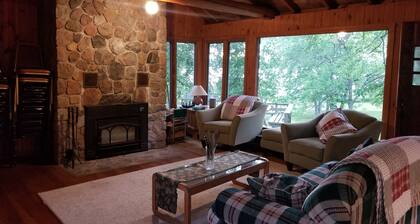 Lakefront Guest Suite