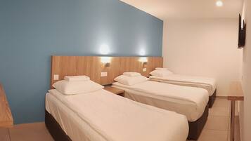 Superior Triple Room | Free WiFi, bed sheets