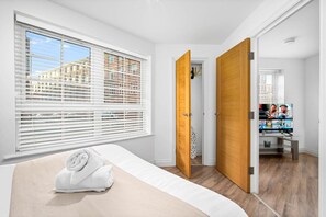 1 bedroom, iron/ironing board, free WiFi, bed sheets