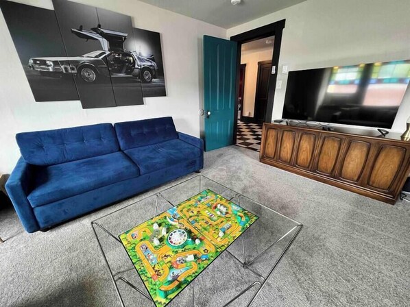 TV